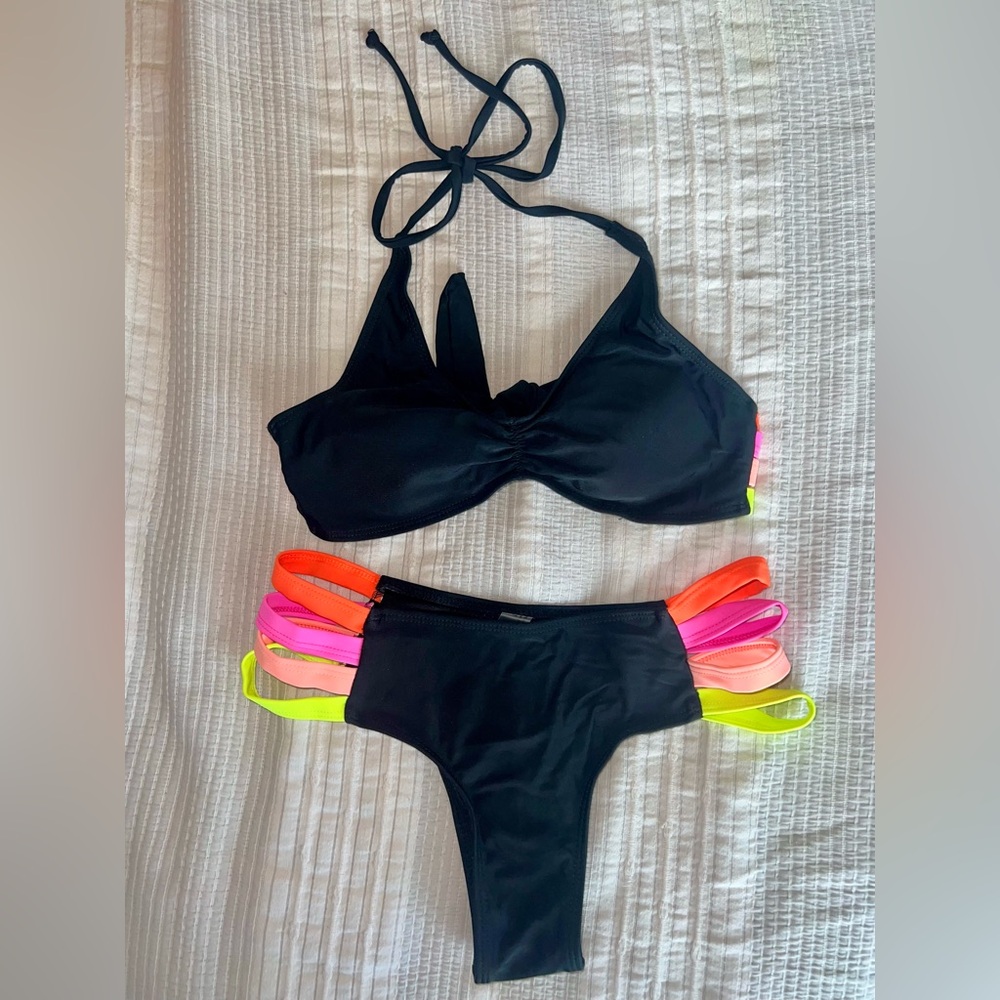 SHEIN Black & Neon Two Piece Swimsuit 🖤